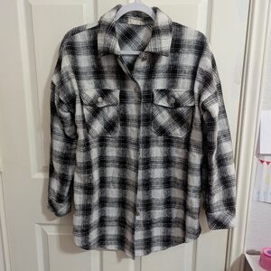 3/$15 Women's Black and White Plaid Button-Up Shirt Long Sleeve Warm Material